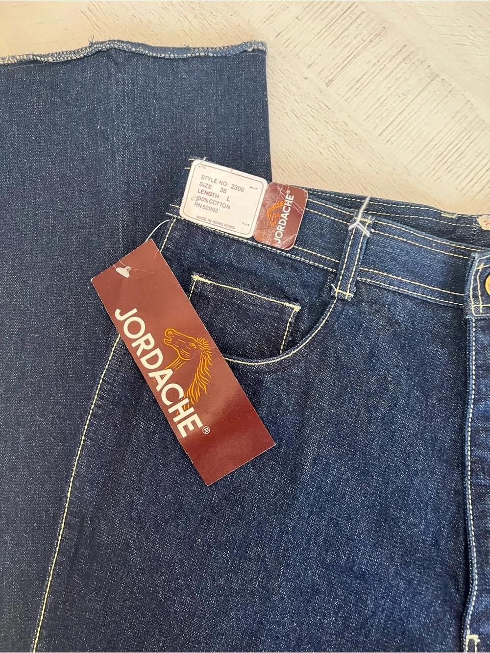 NWT Vintage Jordache Indigo Denim Jeans with Contrast Stitching - Picture 3 of 9